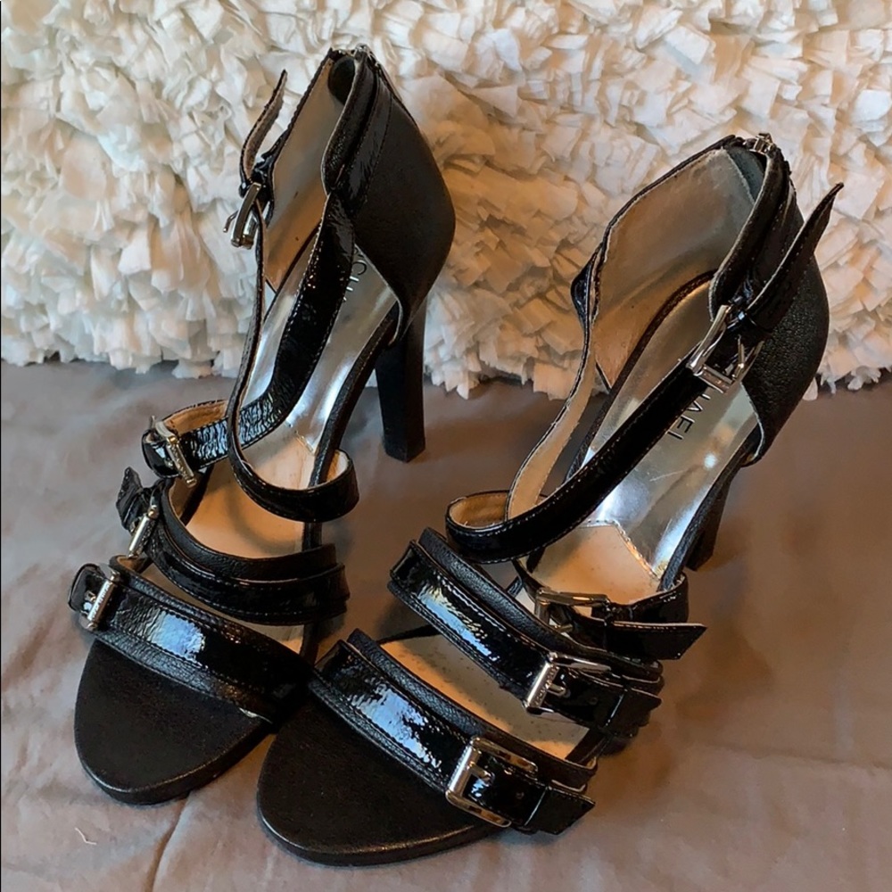 Micheal Kors Heels